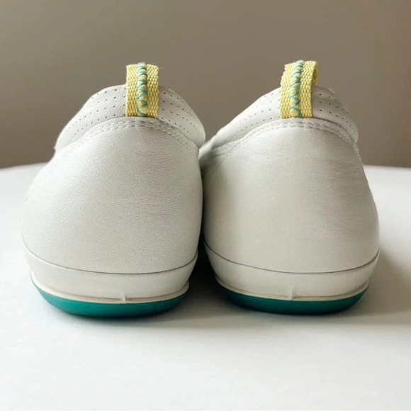Ecco Lite Skimmer Flats Off White size 38 Womens Comfort Coastal - Picture 6 of 12